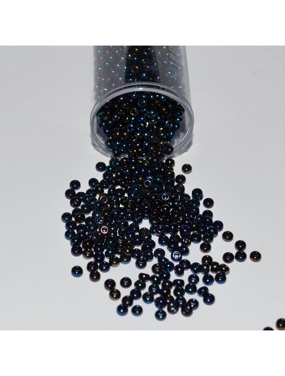Black Iridescent Gutermann Seed Beads | Seed Beads | Calico Laine